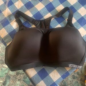 Victoria’s Secret sports bar size 38 DD